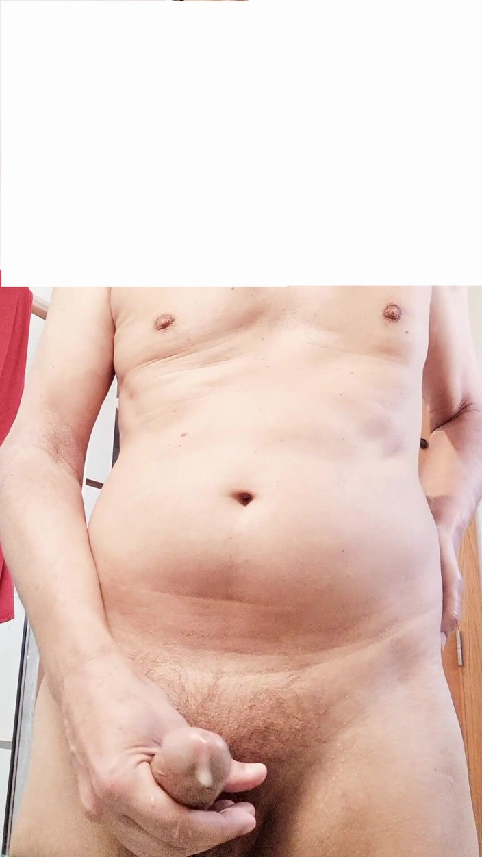 Rafael Torreano: 看我在厨房里变得饥渴，然后在淋浴前撸管