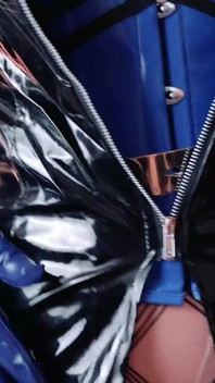 Pvc long coat tôn sùng