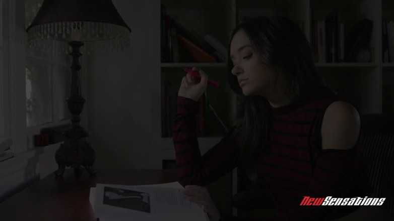 New Sensations: Gia uzun zamandır aşka hazır