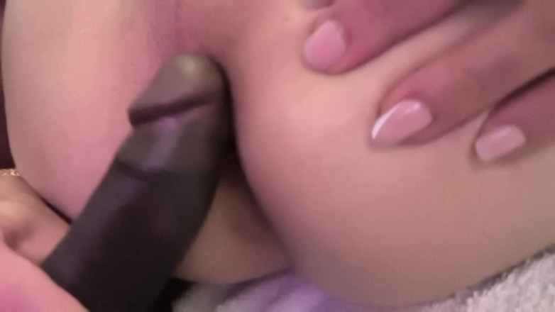 Rozebell: 我和娘娘腔玩弄变装者
