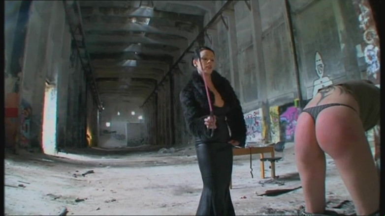 Absolute BDSM films - The original: Miros de SADO-MASO - Scena # 04