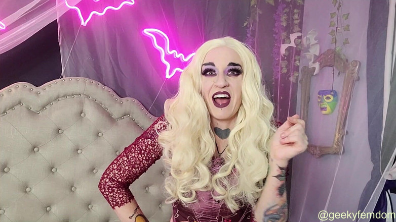 Geeky Femdom: Hocus Pocus Řádí na komických con pannách