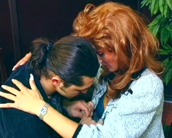 Deutsche Madchen: Hezká německá MILFka šuká v restauraci