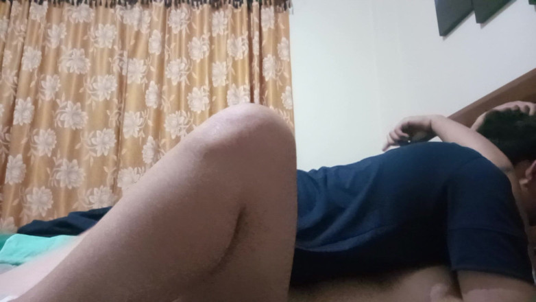 Moo DBOXXX: Otěhotnění mé 18leté křesťanské kamarádky, ona chce sex každý den a...
