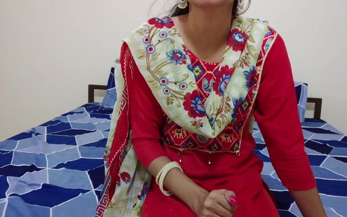 Saara Bhabhi: Joc de roluri cu poveste de sex hindi - Saara milf...