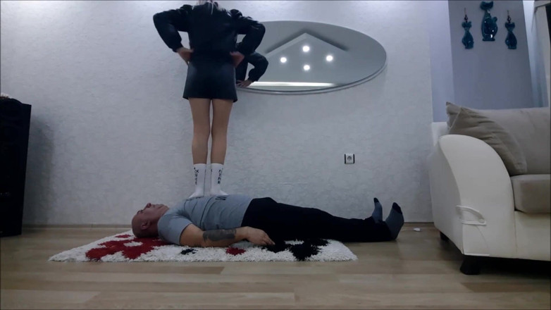 Goddess Lina: Goddess Lina trample