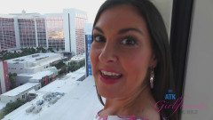 ATK Girlfriends: Vacanță virtuală cu o tipă sexy