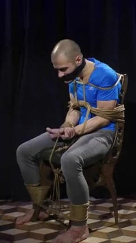 Zeus Hardcore Bondage Challenge3