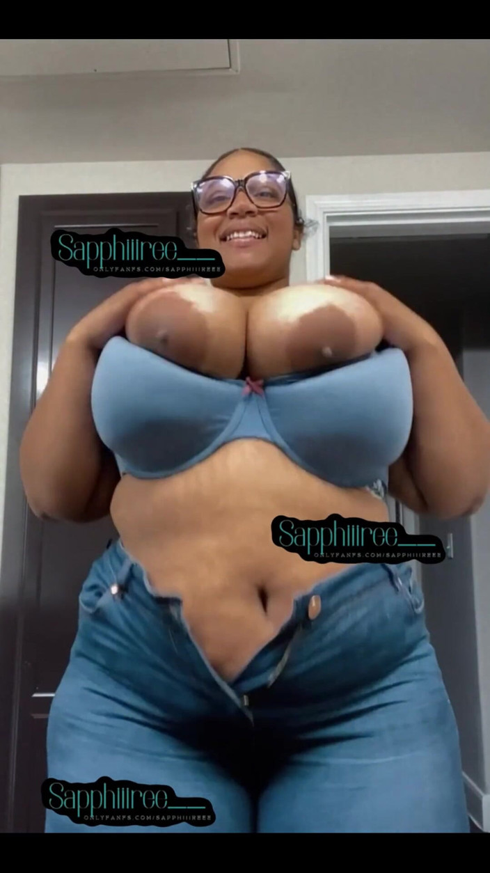 Biggdebbie solo: ثلاثاء سعيد للجميع