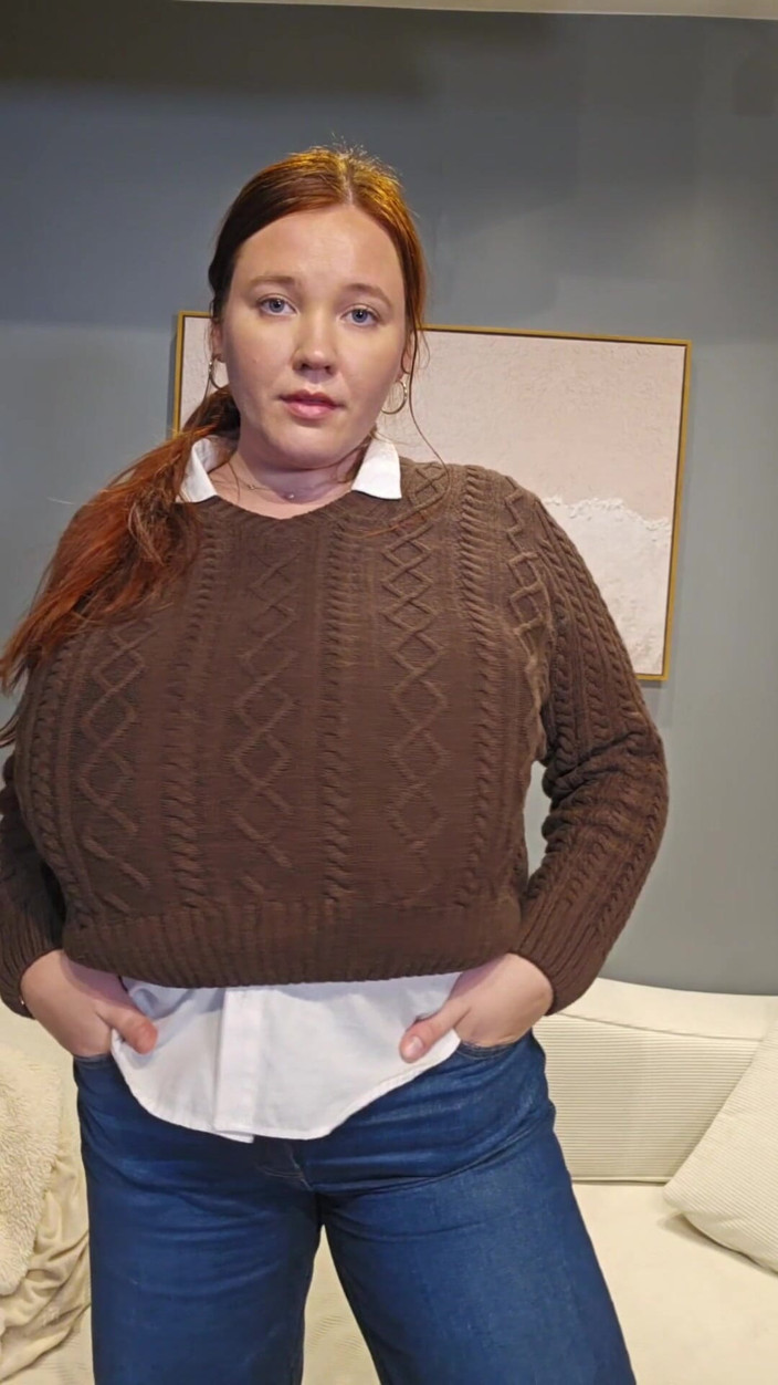 Annabelle Rogers: 민감한 스웨터 강아지