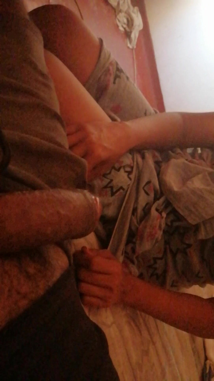 Tina Baby: मेरी नौकरानी के पास चूसने की दिलचस्प आदतें हैं