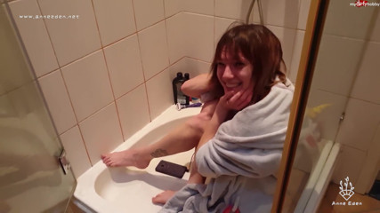 Anne Eden: Fuck, he caught me squirting !!