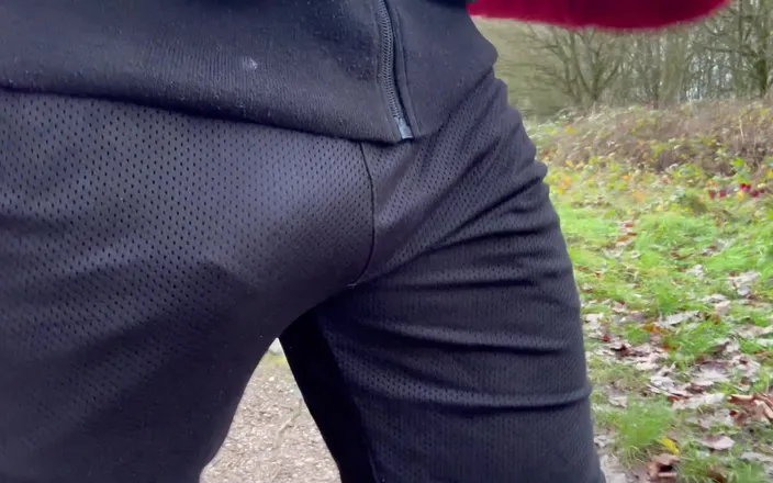 MrMagicDevil: So, I Put on My Short, Commando, and Went Out...