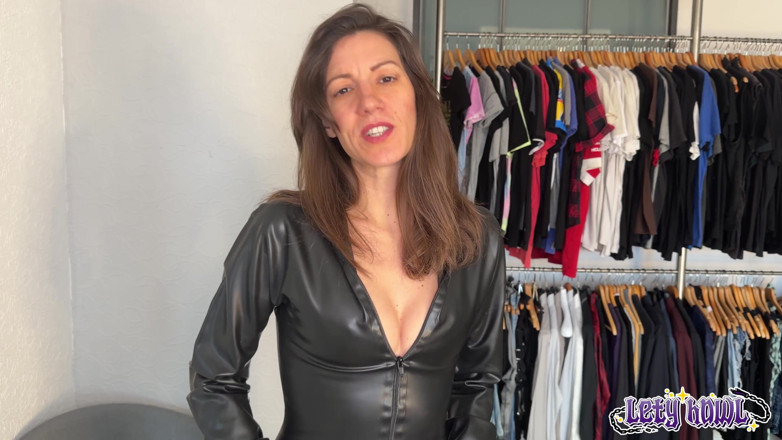 Lety Howl: JOI While I Masturbate in a Latex Suit
