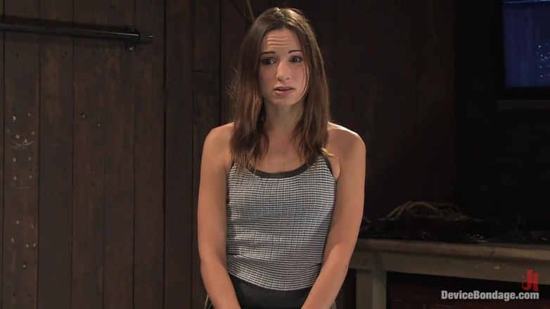 Kink: Amber Rayne janjir se bhari choot