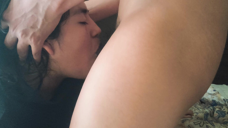 Moo DBOXXX: Mon amie chrétienne de 18 ans me suce la bite, son...