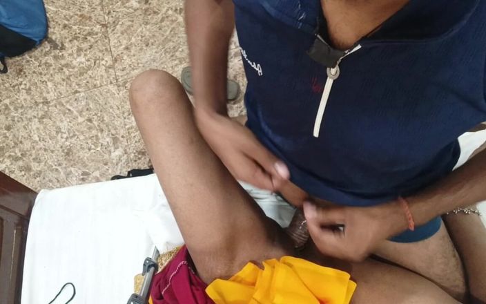 Desi Indian studio: Priya Bhabhi zavolá svému nevlastnímu bratrovi, šuká kundičku a manžela