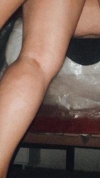 Married Woman Can't Handle Her Lust, Runs Away From the Barbecue to Fuck the Well-endowed Man