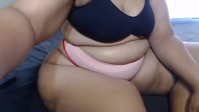 Legendary Booty Overdose: Bbw con culo grasso stuzzica