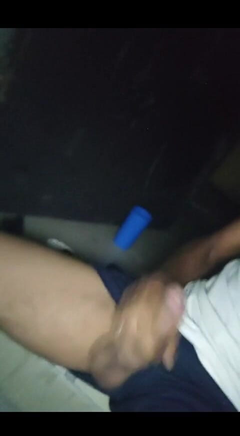AlexAlejandro13: 自宅で発熱