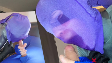 Nylon Xtreme: Katy med zentai catwoman Gör avsugning inneslutning Nylon