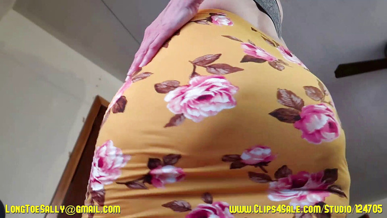 Long Toe Sally Big Buns: Květinový tisk šaty twerking