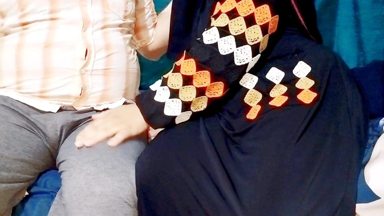 Ahmed and Samah: ฉันกับลูกชายเลี้ยง ตอนที่พ่อเลี้ยงไม่อยู่
