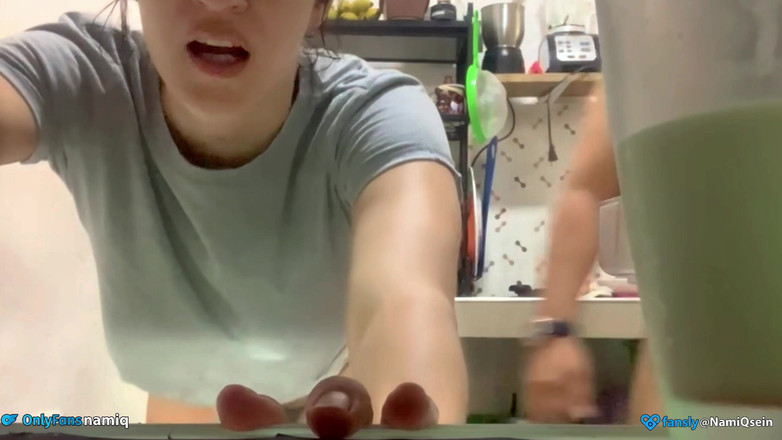 NamiQseiiin: Kaca susu ibu untuk jiran