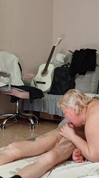 Stříkání do krku mé ženy po kouření