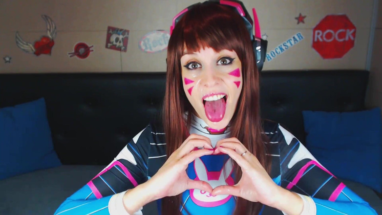 Candystart Videos: Dva se masturbează și te suge