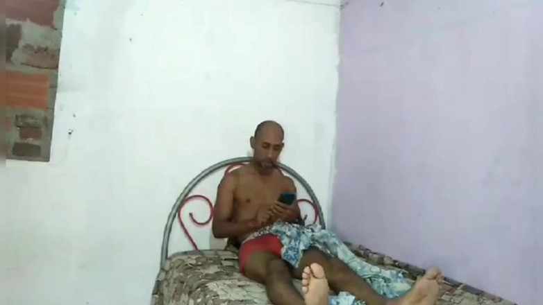 Adribella 69: Cousi mi fa masturbare e mi fa finire darle una...