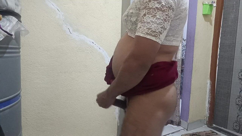 LovedSunsine1990: Arkadaşlar, şimdi karımın sutyeni bana uymaya başlıyor