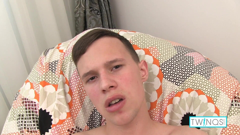 Twin Qs: Naughty boy Aaron watches porn and strokes his hard cock!