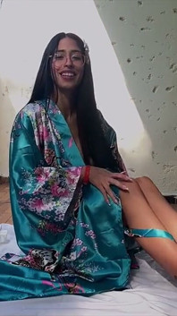 Gisele Asia melancap