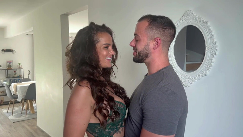 Adam Costa: Intenso primeiro dp com uma milf francesa e seu marido