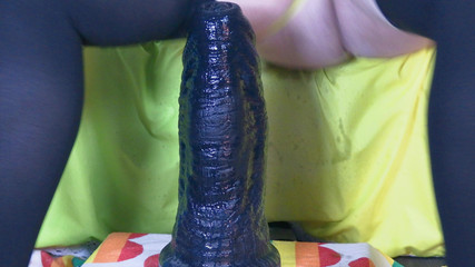 DaddyBigToys: Kendimi çok geniş ve derine esnetiyorum ve sonra oyuncağı titreştiriyorum