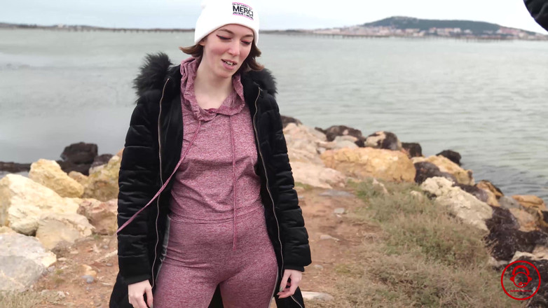 Bigdaddy films: Lần đầu thử vai làm tình qua đường lỗ hậu