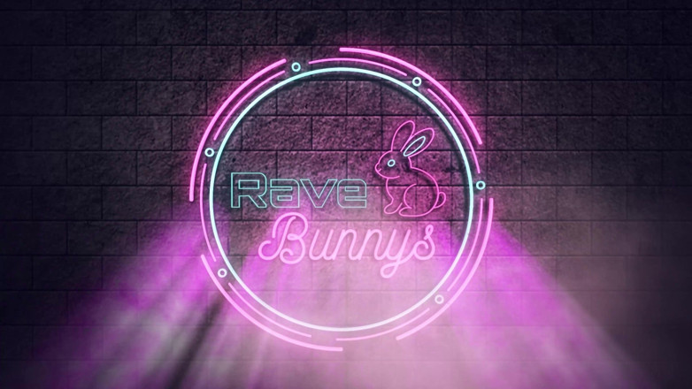 Rave Bunnys: Sasha Tatcha arkadan derin bir amcık sikiyor!