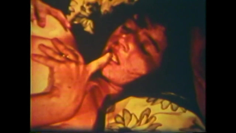 Vintage megastore: Di bak mandi saya menyentuh penis Anda