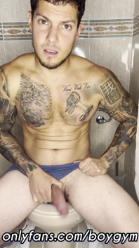My Cock Cums in the Bathroom with No Touch