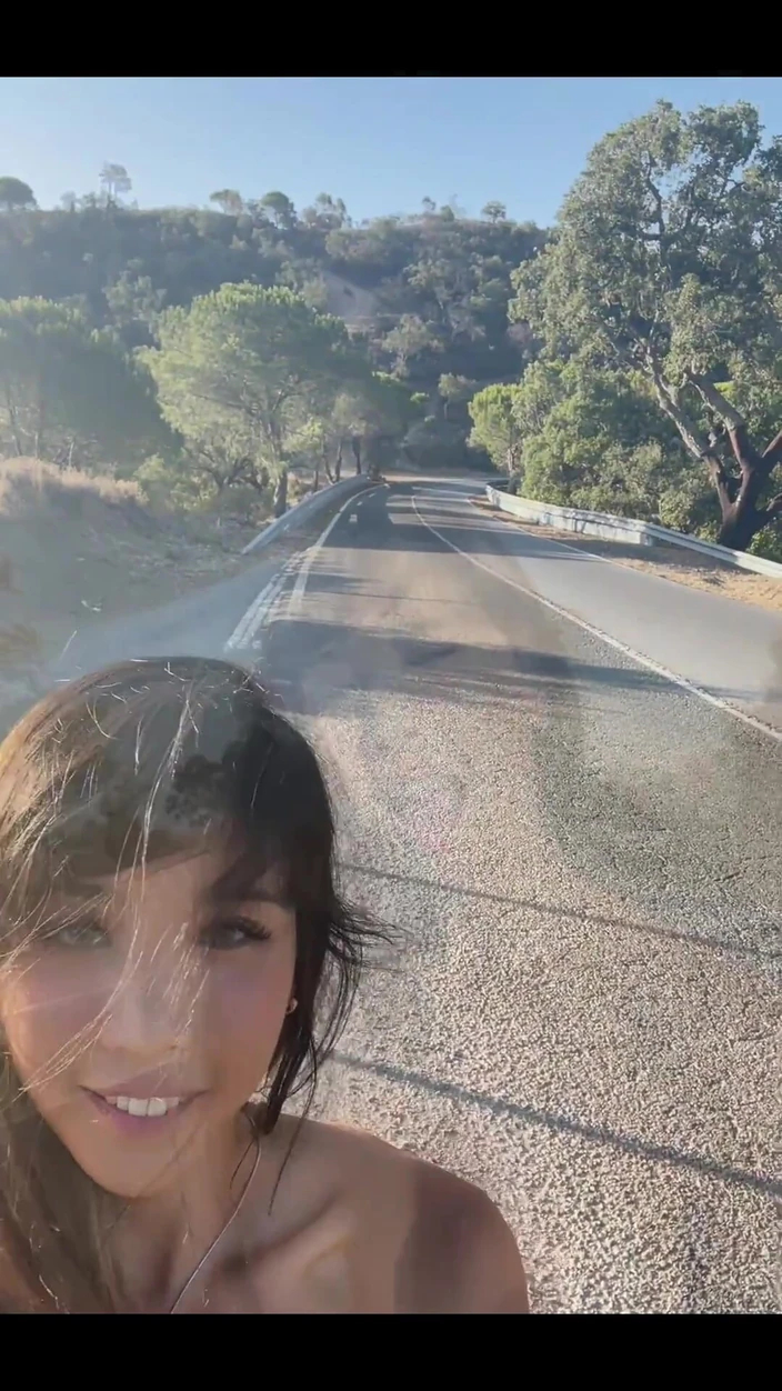DaringKiara: I Need a Ride