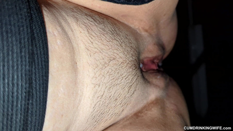 Cumdrinking Wife: Massenbesamung Im Pornokino