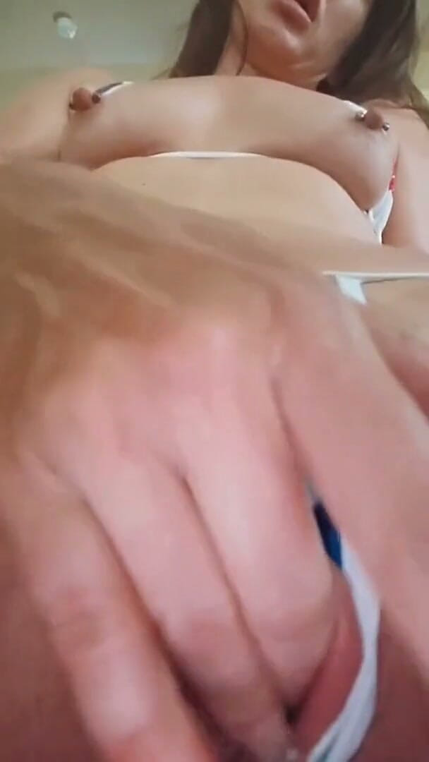 Demo Wylde: MILFs Pussy Is Banging on the 4th of July