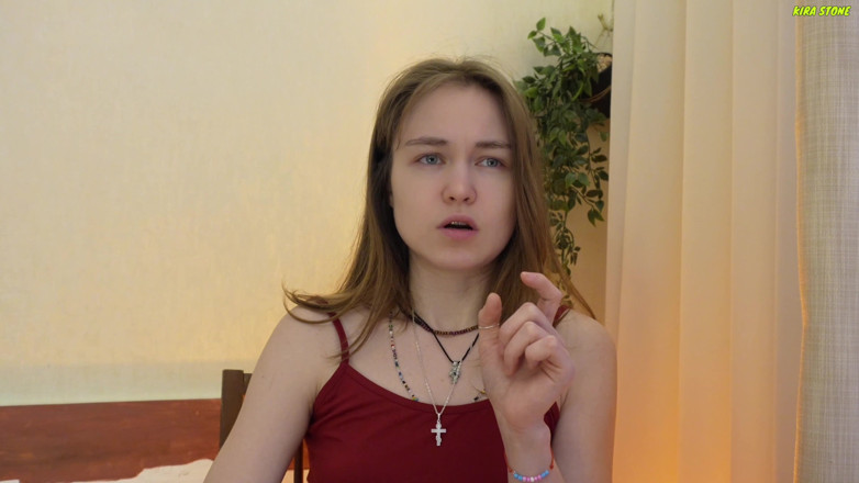 Kira Stone: Keira Stone! Benvenuti a Sex Education. Ti insegnerò il sesso...