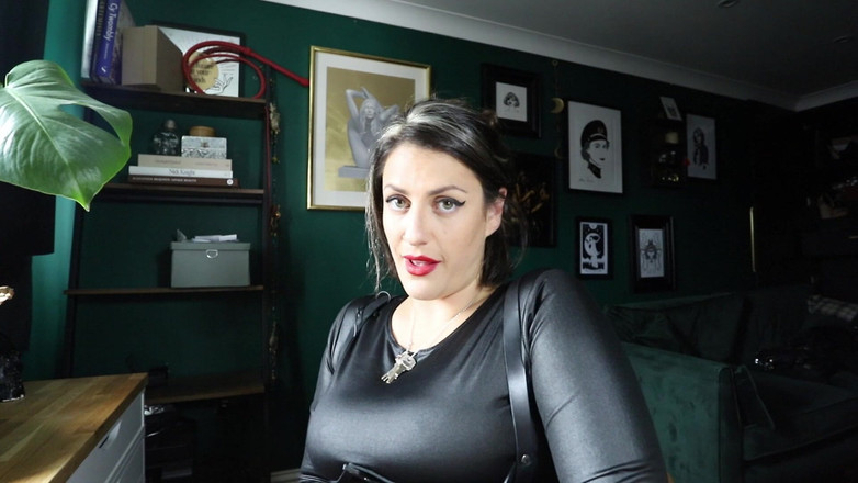 Countess diamond: Домина по соседству