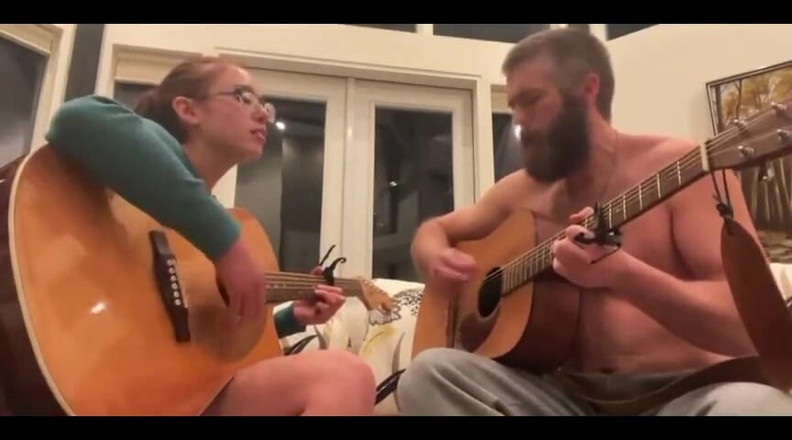 BrandiBraids: Derek ed io abbiamo scritto una canzone originale
