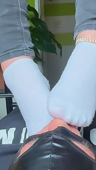 Lízání a Vůně Páchnoucí Otrokyně