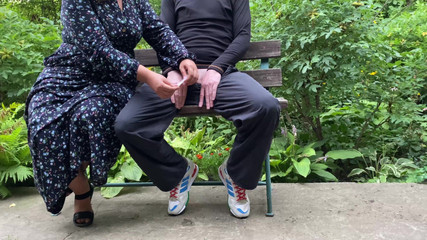 OurFetishLife: Tchýně mi dělá orgasmus venku kompilace