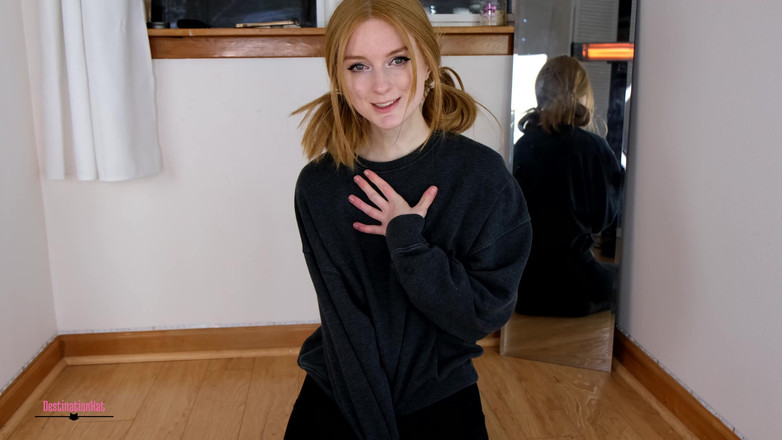 Destination Kat: Beni çıplak bile göremezsin