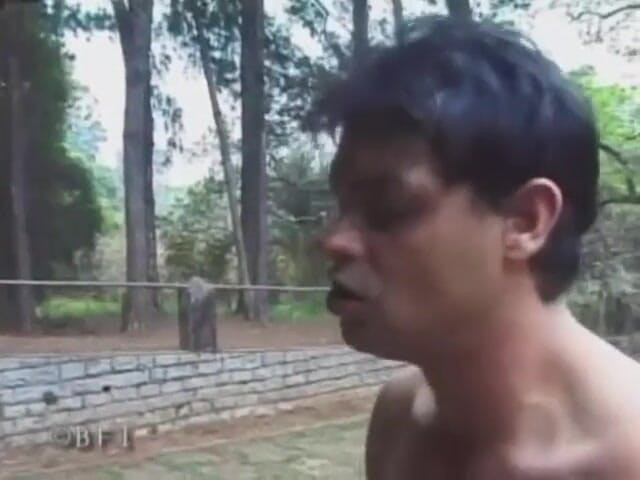 Just Boys: Caídas n bolas 8
